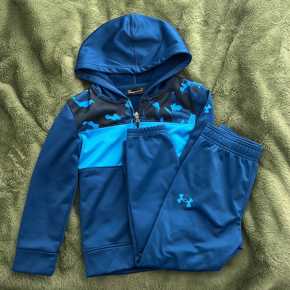 Under Armour set - full zip hoodie and pants, size 5, only worn a few times